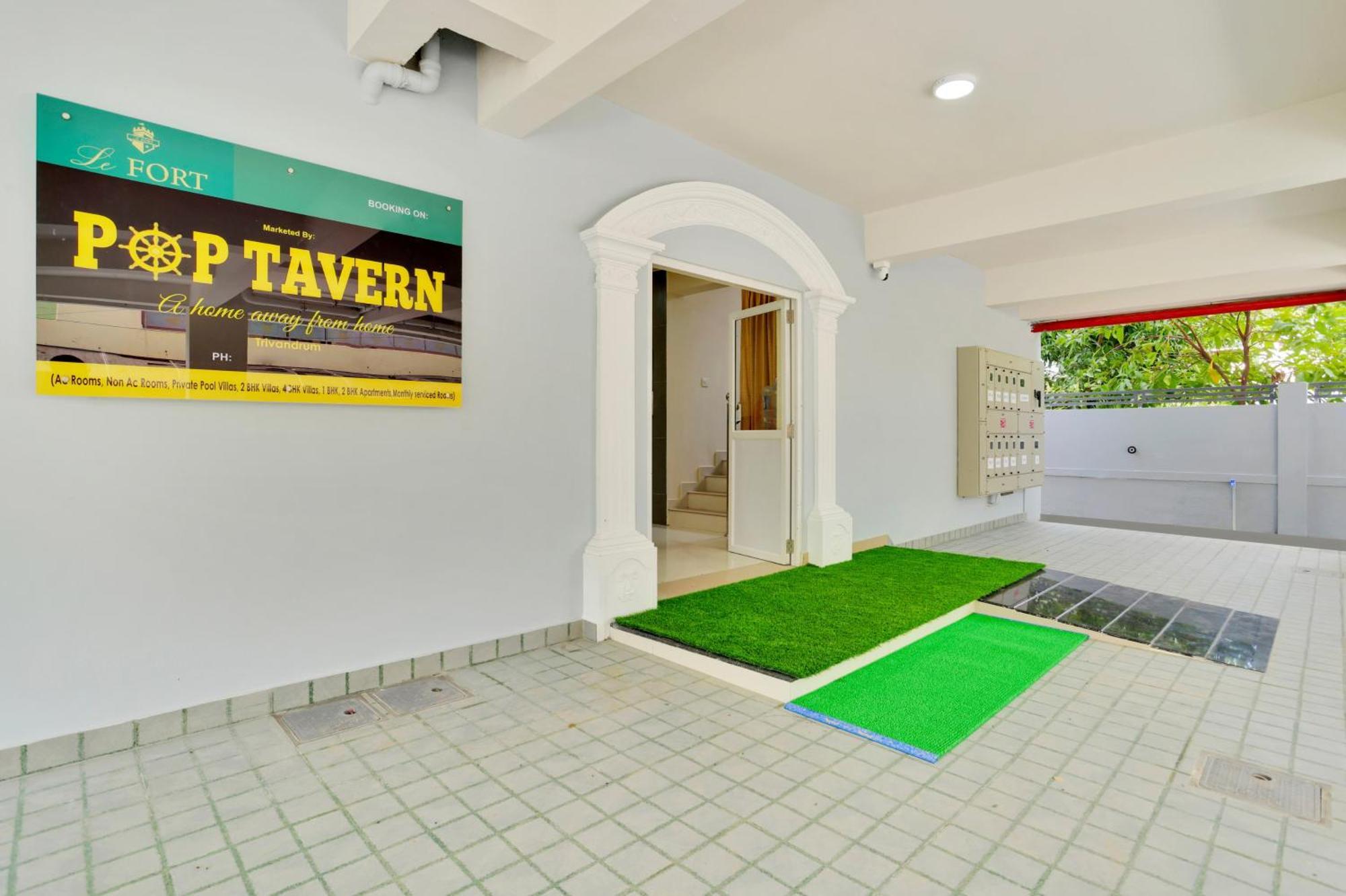 Super Collection O Lefort Luxe By Poptavern Thiruvananthapuram Exteriör bild